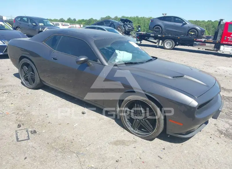 2017 Dodge CHALLENGER фото