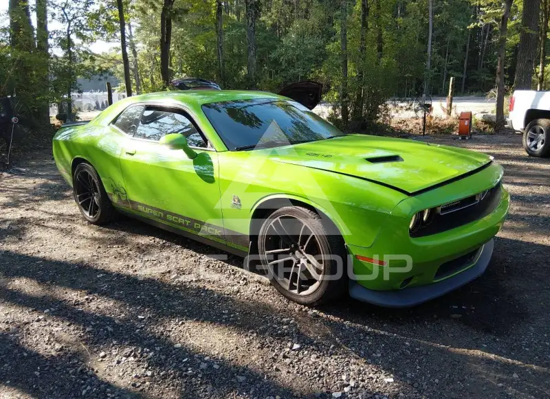2017 Dodge CHALLENGER фото