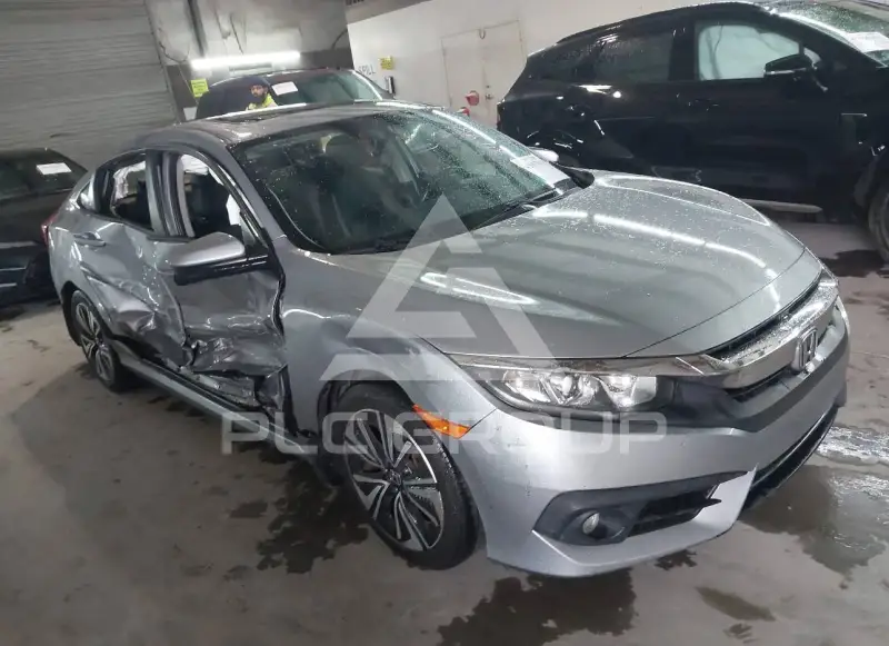 2017 Honda CIVIC photo
