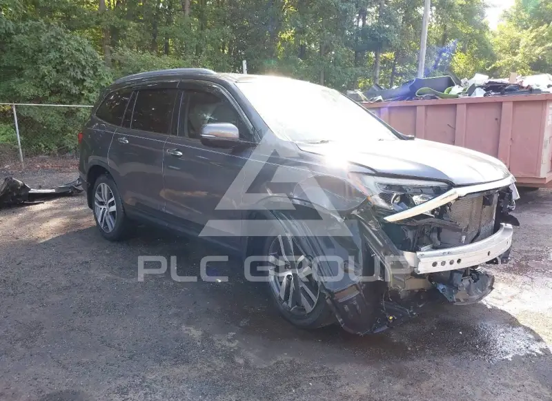 2017 Honda PILOT photo