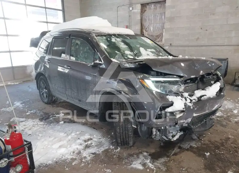 2017 Honda PILOT photo