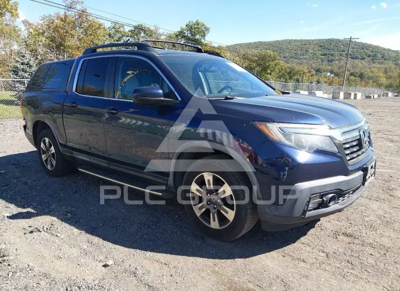 2017 Honda RIDGELINE photo
