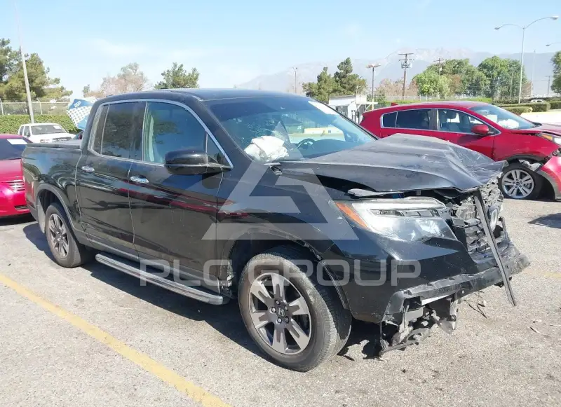 2017 Honda RIDGELINE photo