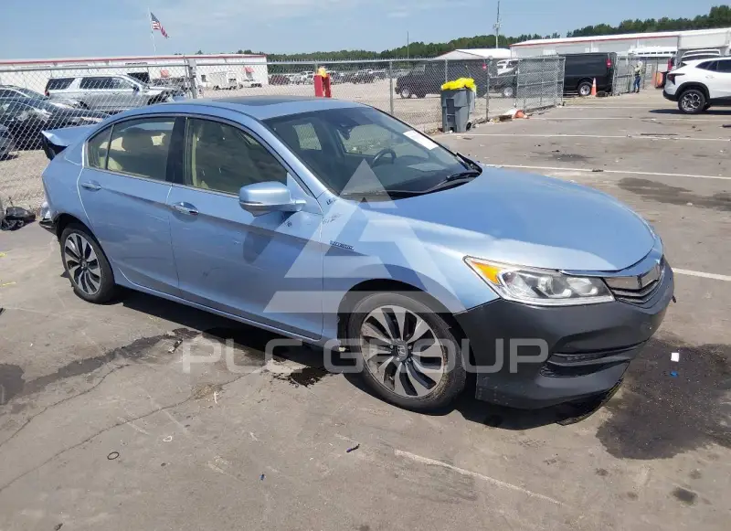 2017 Honda Accord photo