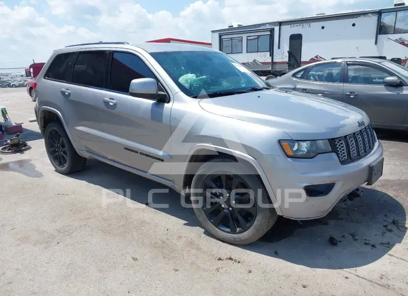2017 Jeep Grand Cherokee фото