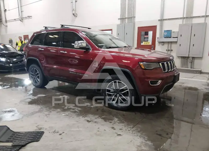 2017 Jeep Grand Cherokee фото