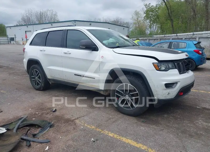 2017 Jeep Grand Cherokee photo