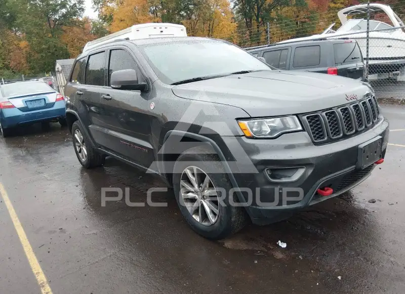 2017 Jeep Grand Cherokee фото