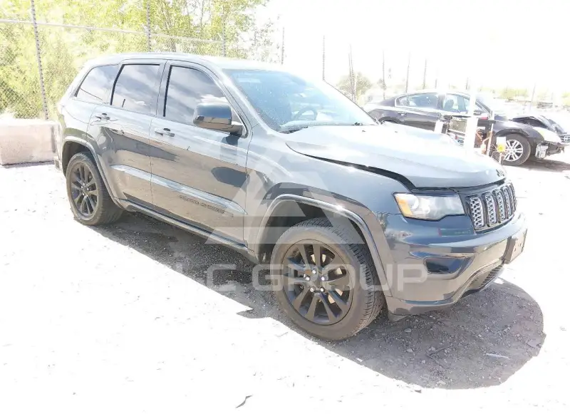 2017 Jeep Grand Cherokee фото