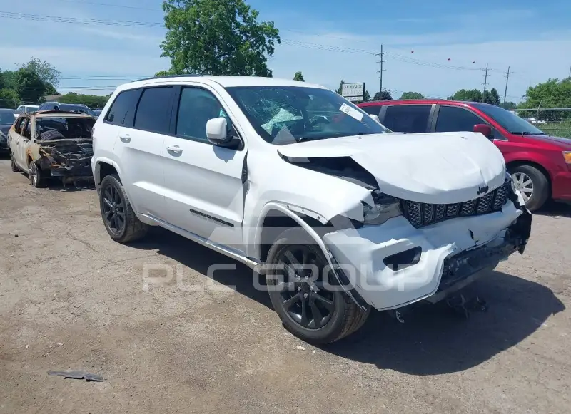 2017 Jeep Grand Cherokee фото