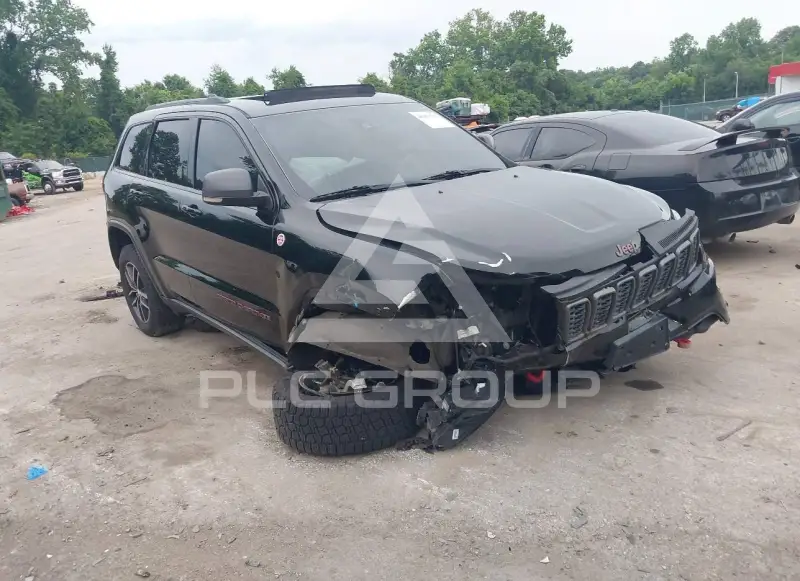 2017 Jeep Grand Cherokee фото