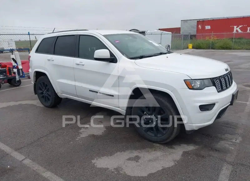 2017 Jeep Grand Cherokee фото