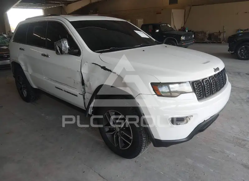 2017 Jeep Grand Cherokee фото