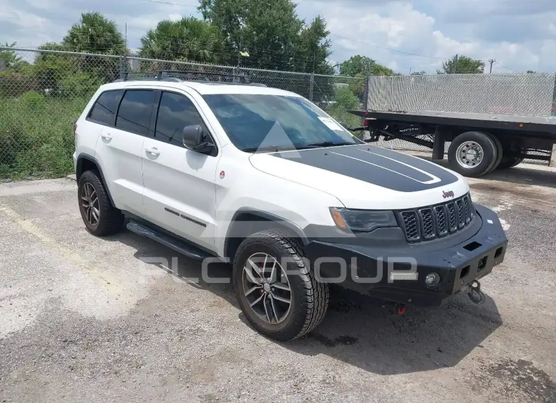 2017 Jeep Grand Cherokee фото