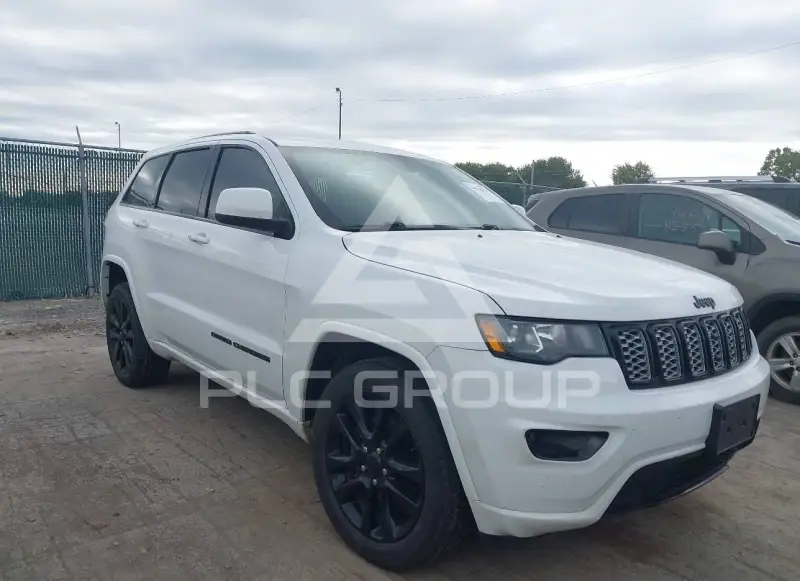 2017 Jeep Grand Cherokee photo