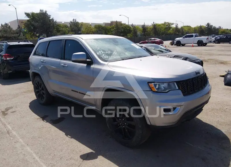 2017 Jeep Grand Cherokee фото