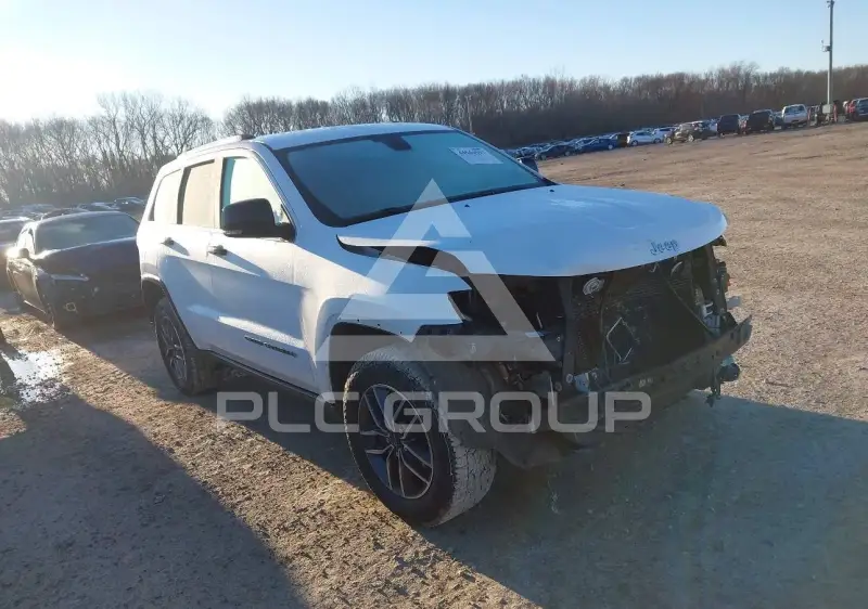 2017 Jeep Grand Cherokee photo