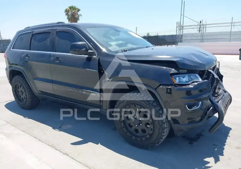 2017 Jeep Grand Cherokee фото
