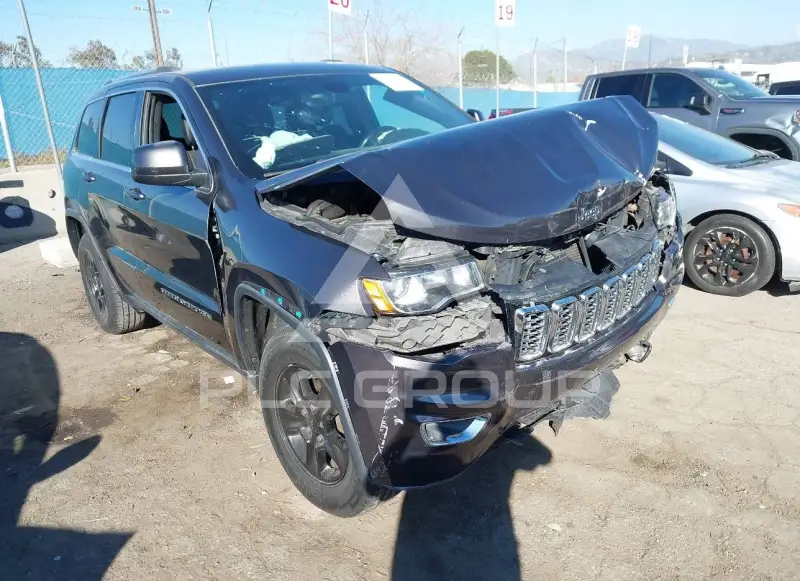 2017 Jeep Grand Cherokee фото