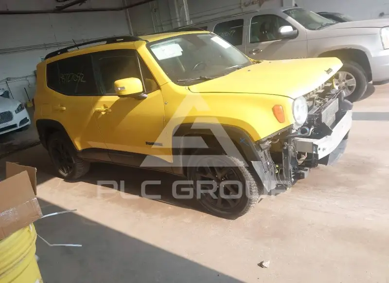 2017 Jeep Renegade photo