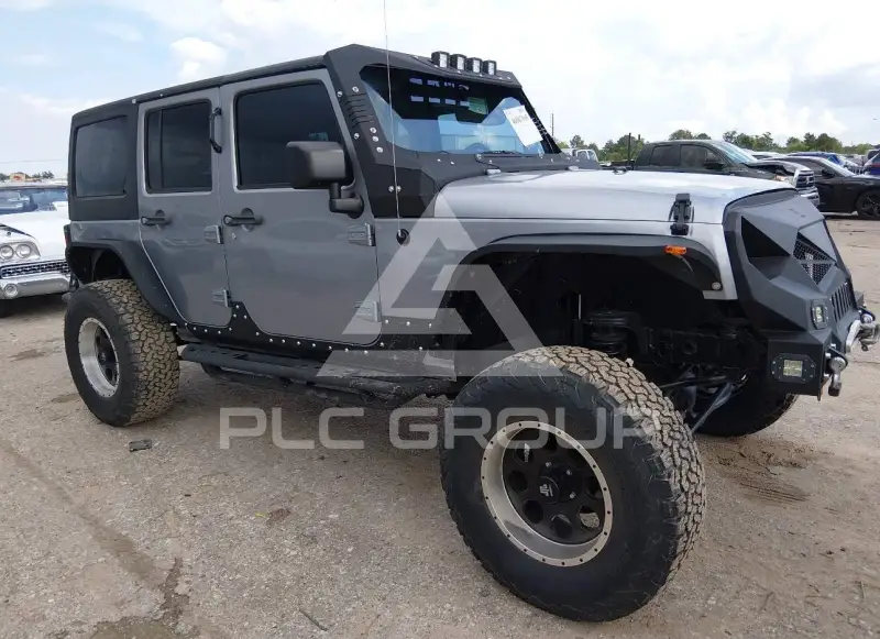 2017 Jeep WRANGLER фото
