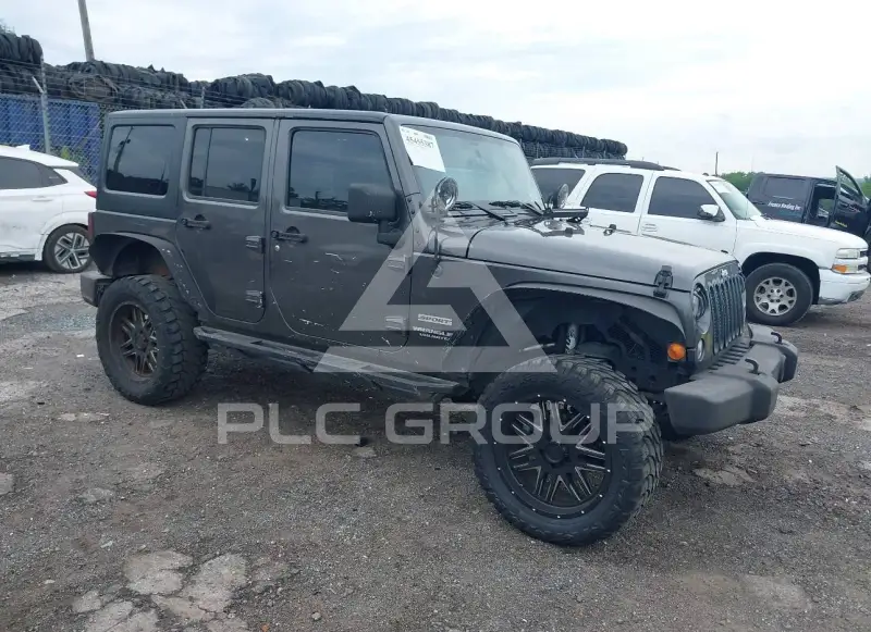 2017 Jeep WRANGLER фото