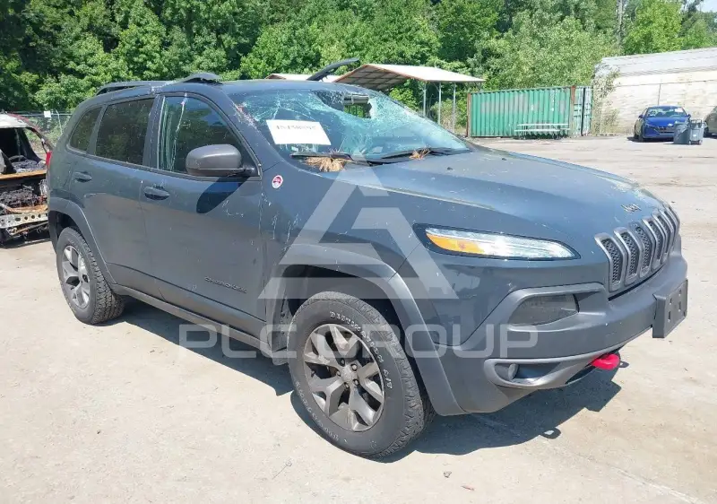 2017 Jeep CHEROKEE фото