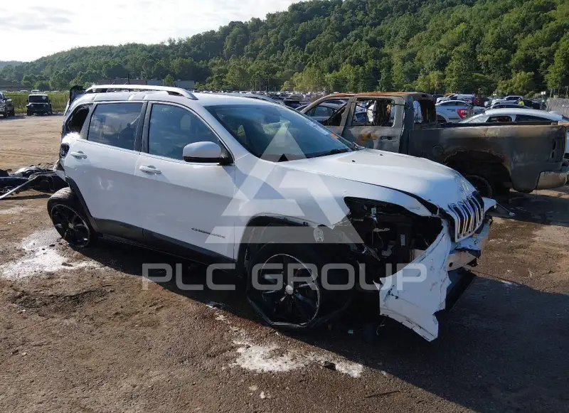 2017 Jeep CHEROKEE фото