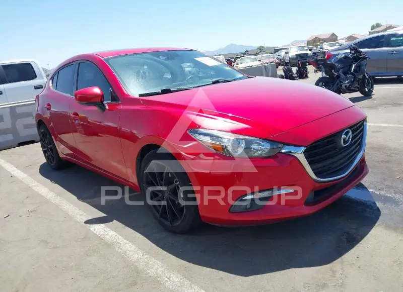 2017 Mazda 3 фото