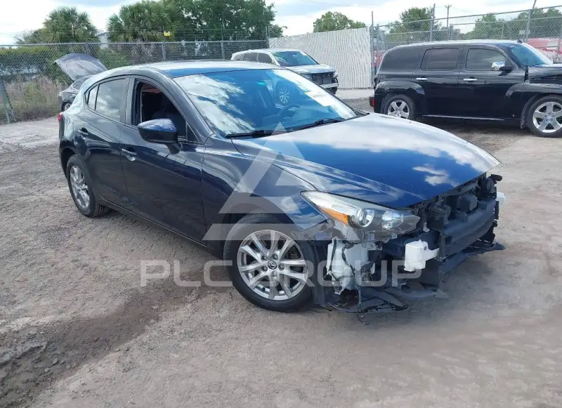 2017 Mazda 3 фото