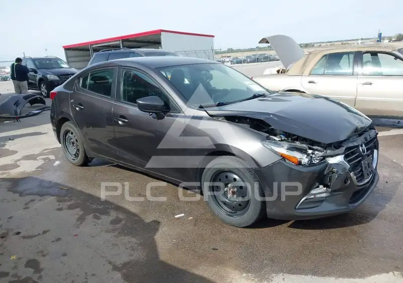 2017 Mazda 3 фото