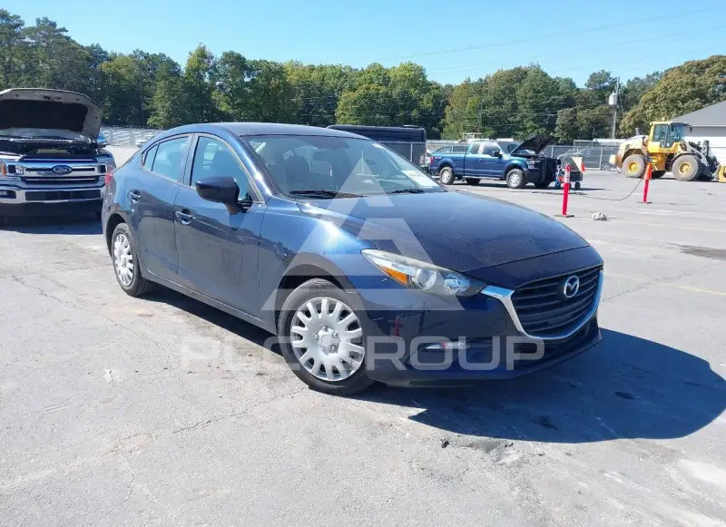 2017 Mazda 3 photo