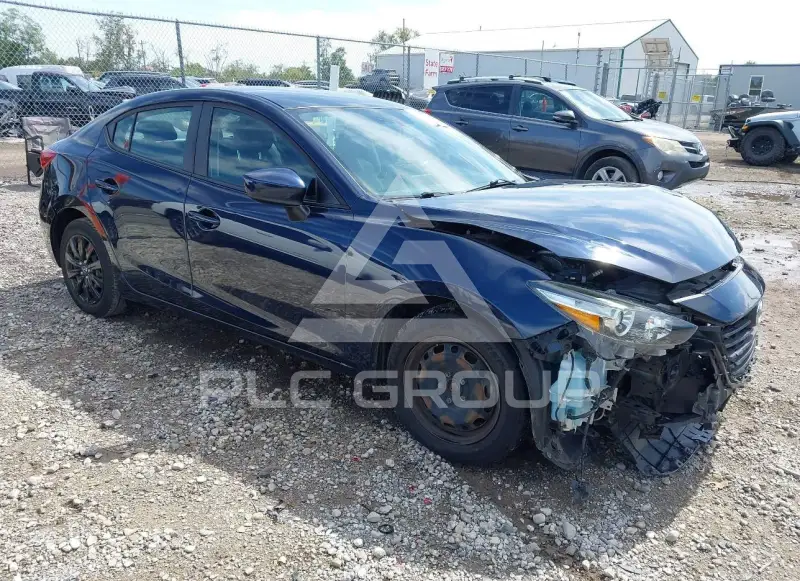 2017 Mazda 3 фото