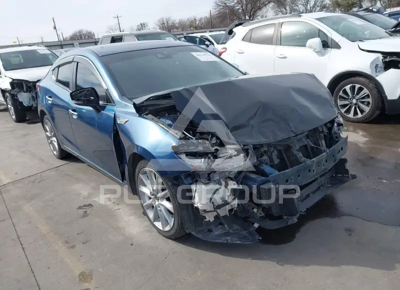2017 Mazda 3 фото