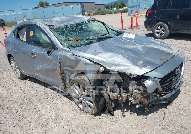 2017 Mazda 3 фото