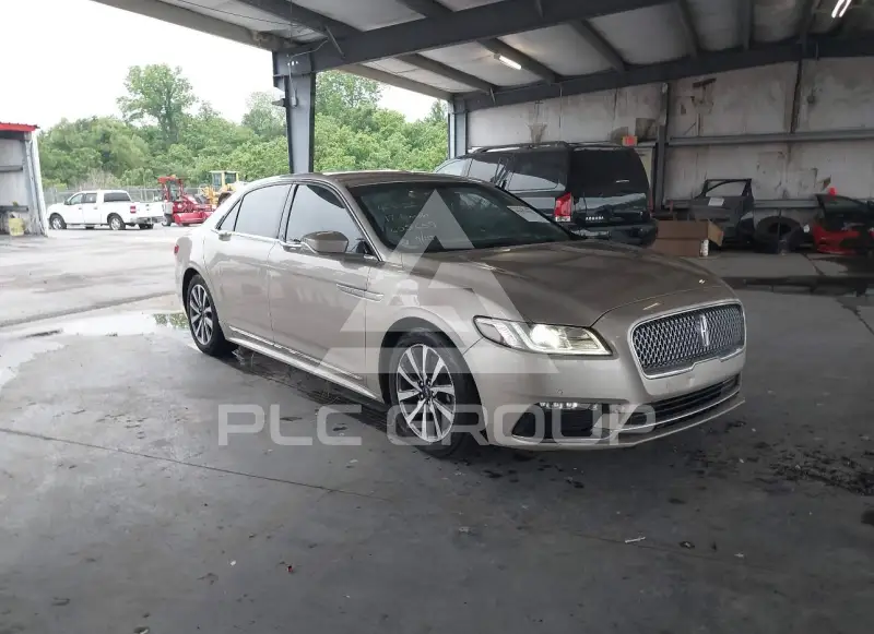 2017 Lincoln Continental фото