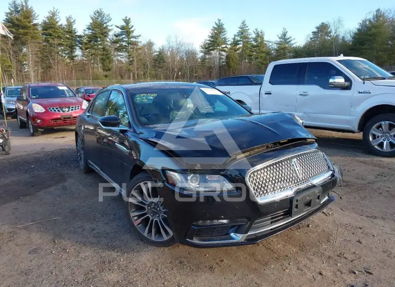 2017 Lincoln Continental фото