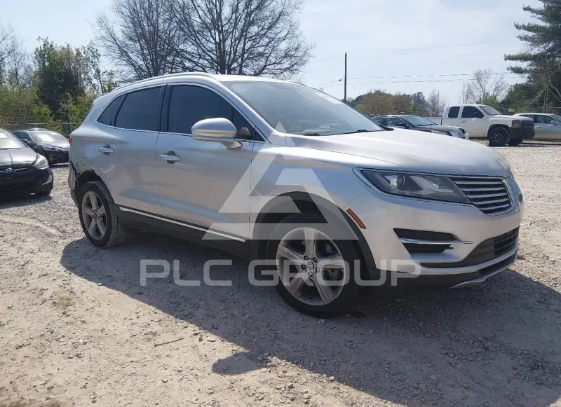 2017 Lincoln MKC photo