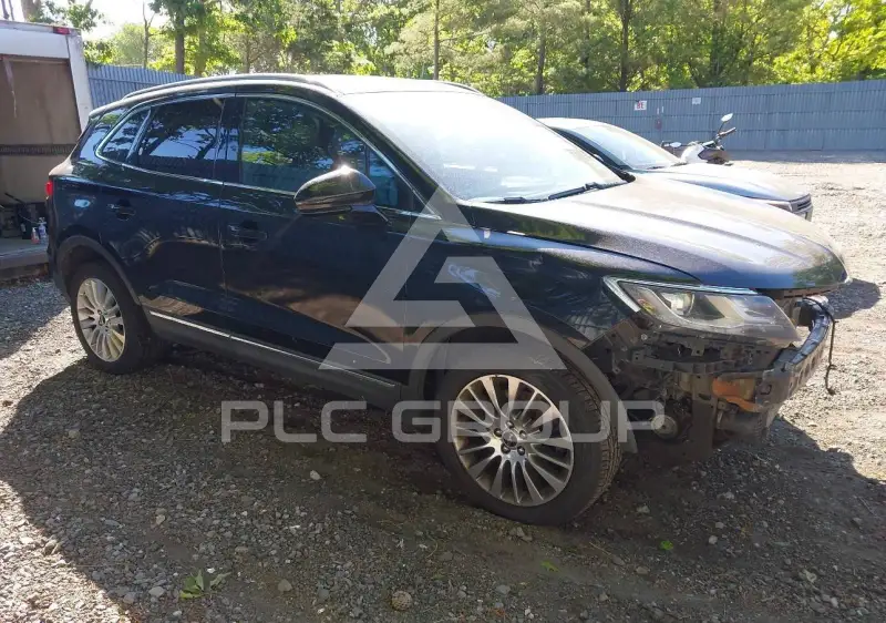 2017 Lincoln MKC photo