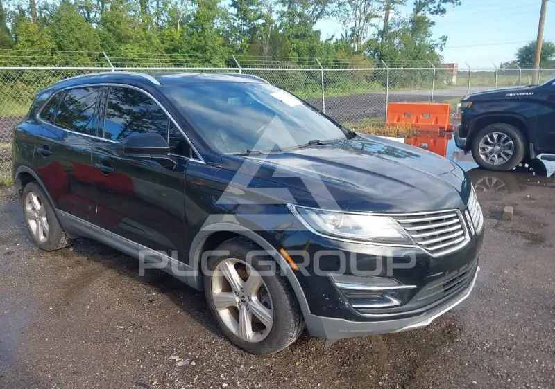 2017 Lincoln MKC photo