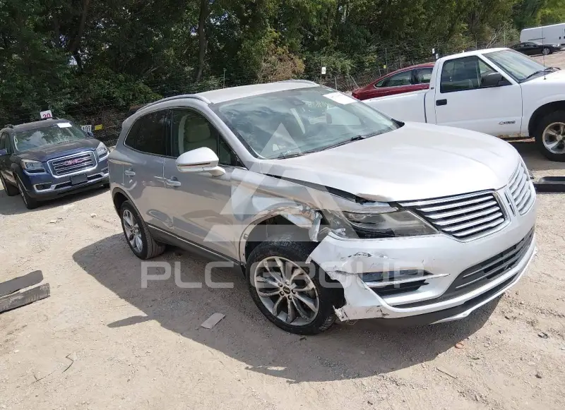 2017 Lincoln MKC photo