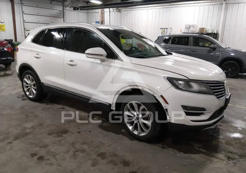 2017 Lincoln MKC photo