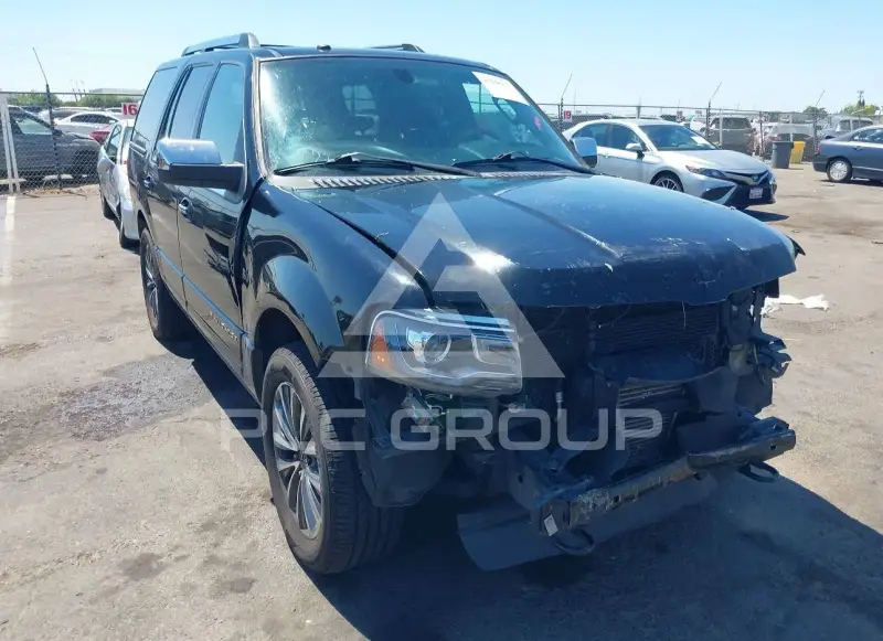 2017 Lincoln NAVIGATOR photo