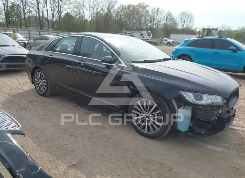 2017 Lincoln MKZ photo