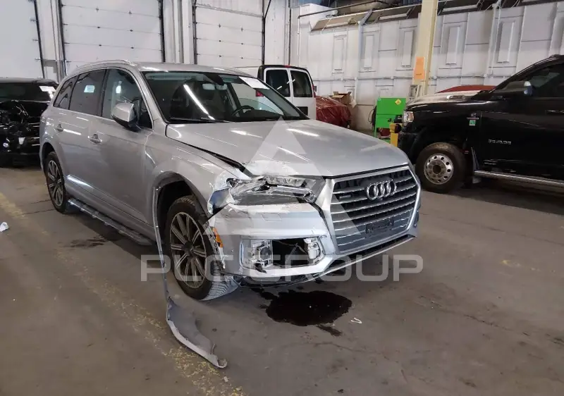 2017 Audi Q7 фото