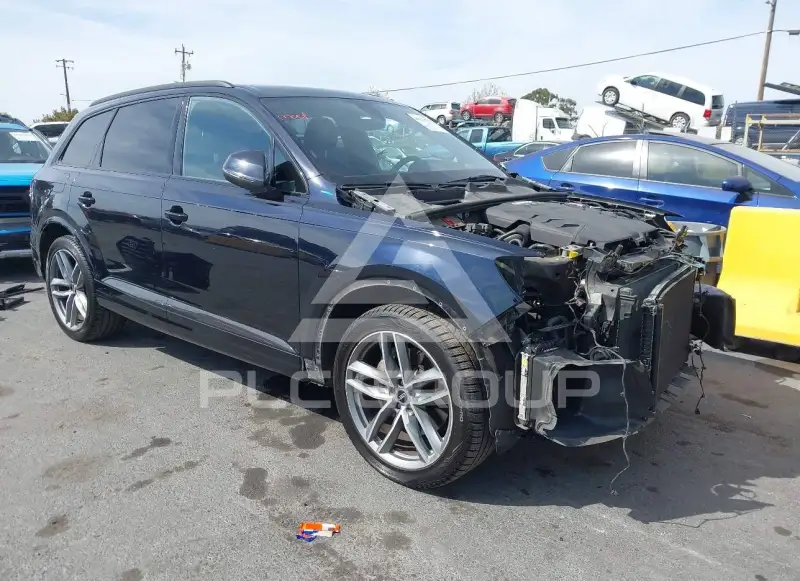 2017 Audi Q7 фото