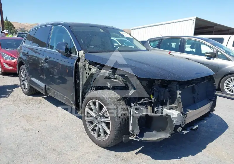 2017 Audi Q7 фото