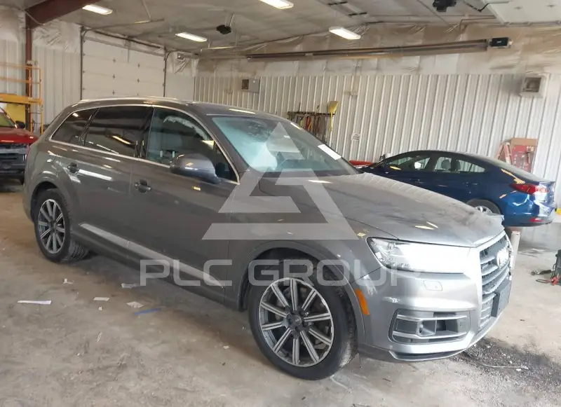2017 Audi Q7 фото