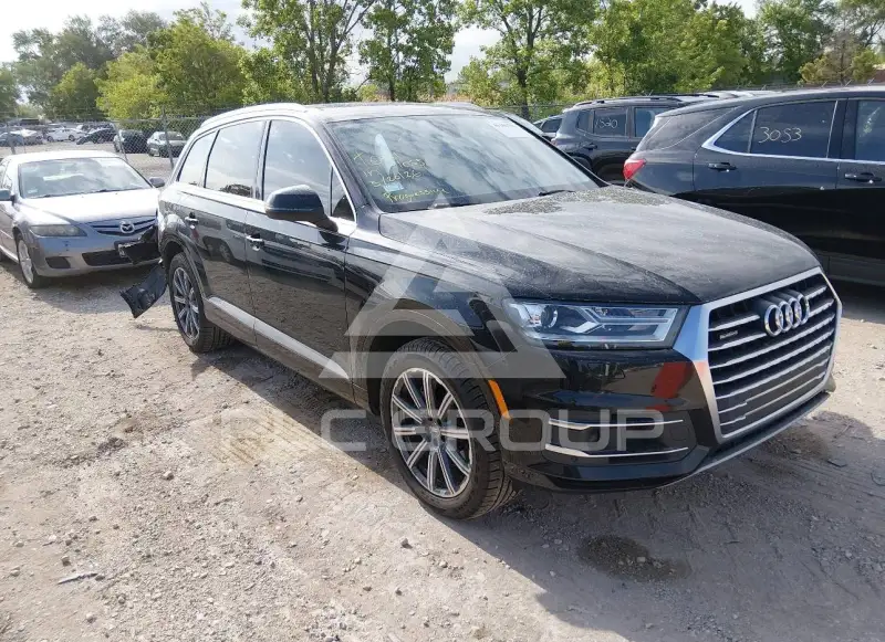 2017 Audi Q7 photo