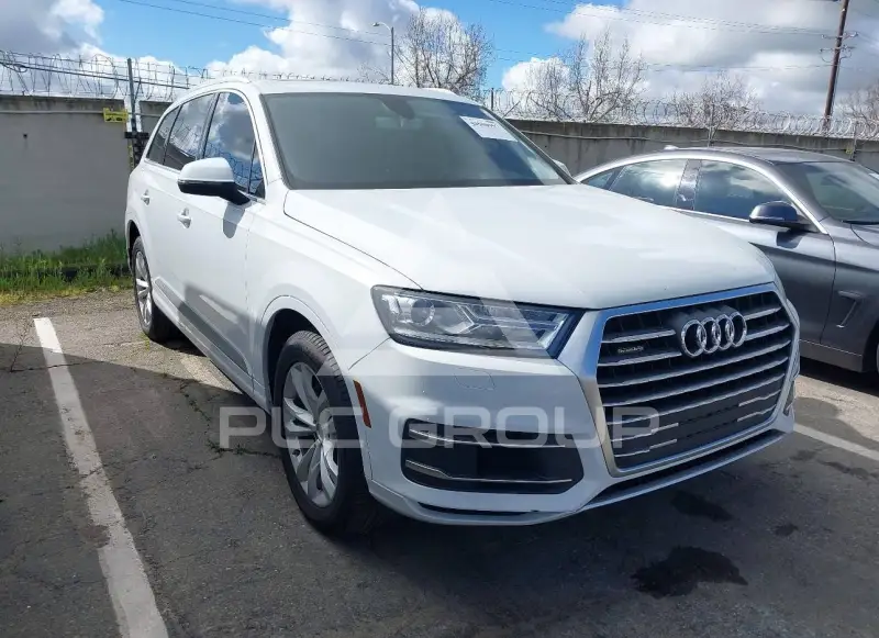 2017 Audi Q7 photo